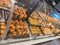 -巴黎贝甜(大宁国际商业广场店)