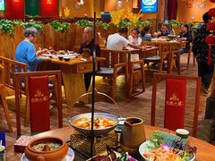 -老滇山寨•云南特色菜•地方菜•民族风情歌舞表演(金碧店)