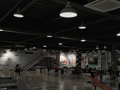 -极限PLAY运动娱乐新世界·团建派对潮玩休闲馆·室内蹦极高空游乐园