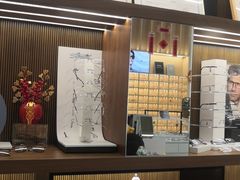 -一代眼镜(浦东大拇指广场店)