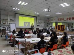 -首脑美容美发化妆美甲培训学校(龙岗校区)
