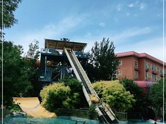 -欢乐水魔方水世界