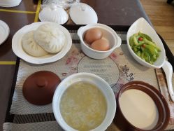 -爱月时月子会所·贝萌店