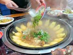 -边江铁锅炖鱼(振八街店)