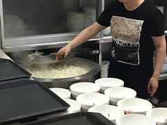 小馄饨-周震馄饨