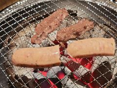 -山川小町·极番烧肉(新地假日广场店)