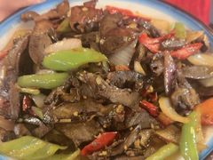 -靠山屯东北农家菜(八龙桥雅苑店)