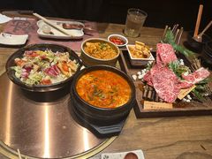 -肉魁屋·烧肉·烧鸟·酒场(高新店)