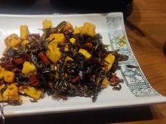 -云海肴·汽锅鸡·云南菜(天山百盛优客店)