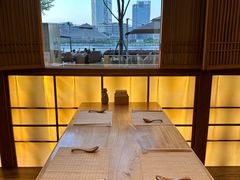 -蟹家大院 · 独揽江景(滨江店)