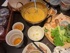 -大头虾越式风味餐厅(光明广场店)