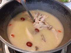 -汤宴·参须肚包鸡(南京路店)