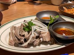 -纳鲁孜·新疆特色餐厅(上海悦荟广场店)