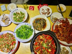 -六弟特色小馆(人民新村店)
