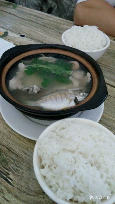 鲜记鱼仔汤图片