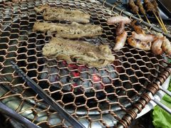 -啊美丽炭火烤肉(滑翔一店)