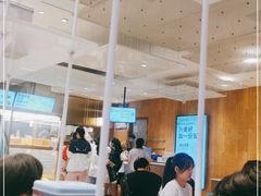 -奈雪的茶(湖滨银泰in77C区PRO店)