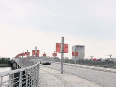 -上海滴水湖皇冠假日酒店