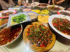 -牟记江湖重庆地标特色菜鱼蛋海鲜羊蝎子(巴南区黑金冠十多年好店)