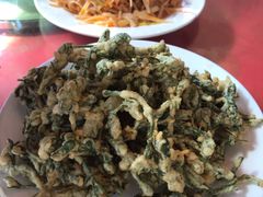 -明月食府(二区干二路店)