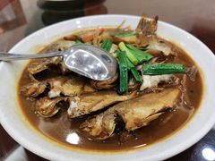 -榕树下海鲜馆(坪山路店)