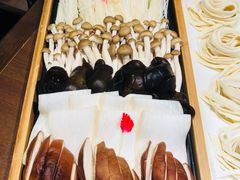 -快乐小羊·内蒙牛羊肉火锅(流花中心店)