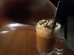 -脚下咖啡·CHILL酒馆(灵光东巷店)