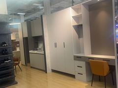 -百安居装修建材卖场(泰然店)