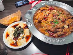 -胖哥俩肉蟹煲(上海悦荟广场店)