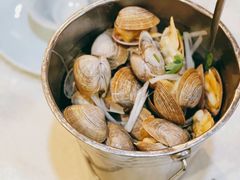 一桶蚬子-渔娘渔家丹东海鲜(东直门店)