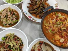 -红色湘菜馆(春风店)