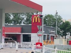 -麦当劳(滨河路DT店)