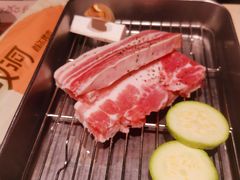 -蚂蚁洞·烤肉大营地(上海静安大悦城店)