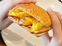 烟熏鸡肉谷物三明治-星巴克(杭州银泰城西一店)