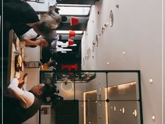 -必胜客(证大大拇指店)