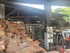-满記土窑烧鷄波浪山莊
