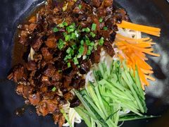 -三人行骨头王火锅(长寿店)