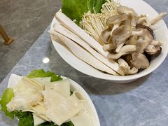 -台北吴记老锅底麻辣火锅(蓝村路店)