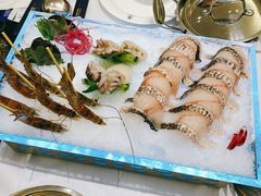 -红鼎豆捞·非遗鲍皇汤火锅(宝丰路店)