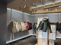 -迪桑特DESCENTE(青岛山东路万象城店)