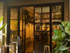 门面-304/BRUNCHRESTAURANT