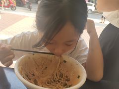 -丫丫桂林米粉(学府店)