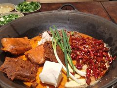 -四小区火锅·巷子里的重庆火锅(花照壁店)