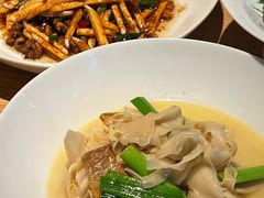 -新荣记(西溪湿地店)