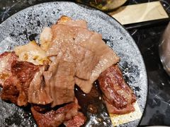 -山川小町·极番烧肉(新地假日广场店)