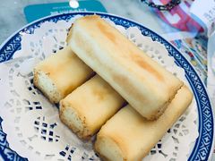 金牌炸牛奶-广信牛奶甜品世家(台东店)