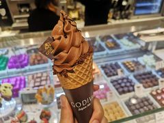 经典巧克力软冰激-GODIVA(国际金融中心店)