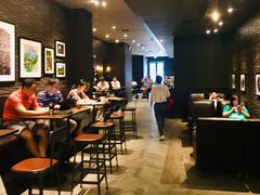 大堂-星巴克臻选(南京金茂览秀城店)