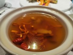 -鱼翅楼·津派砂锅鱼翅(水上公园店)