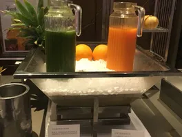 鲜**汁